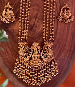 Temple jewellery and South Indian bridal necklace sets - Laxmi haram, Guttapusalu, Kemp stone wholesale jewellery